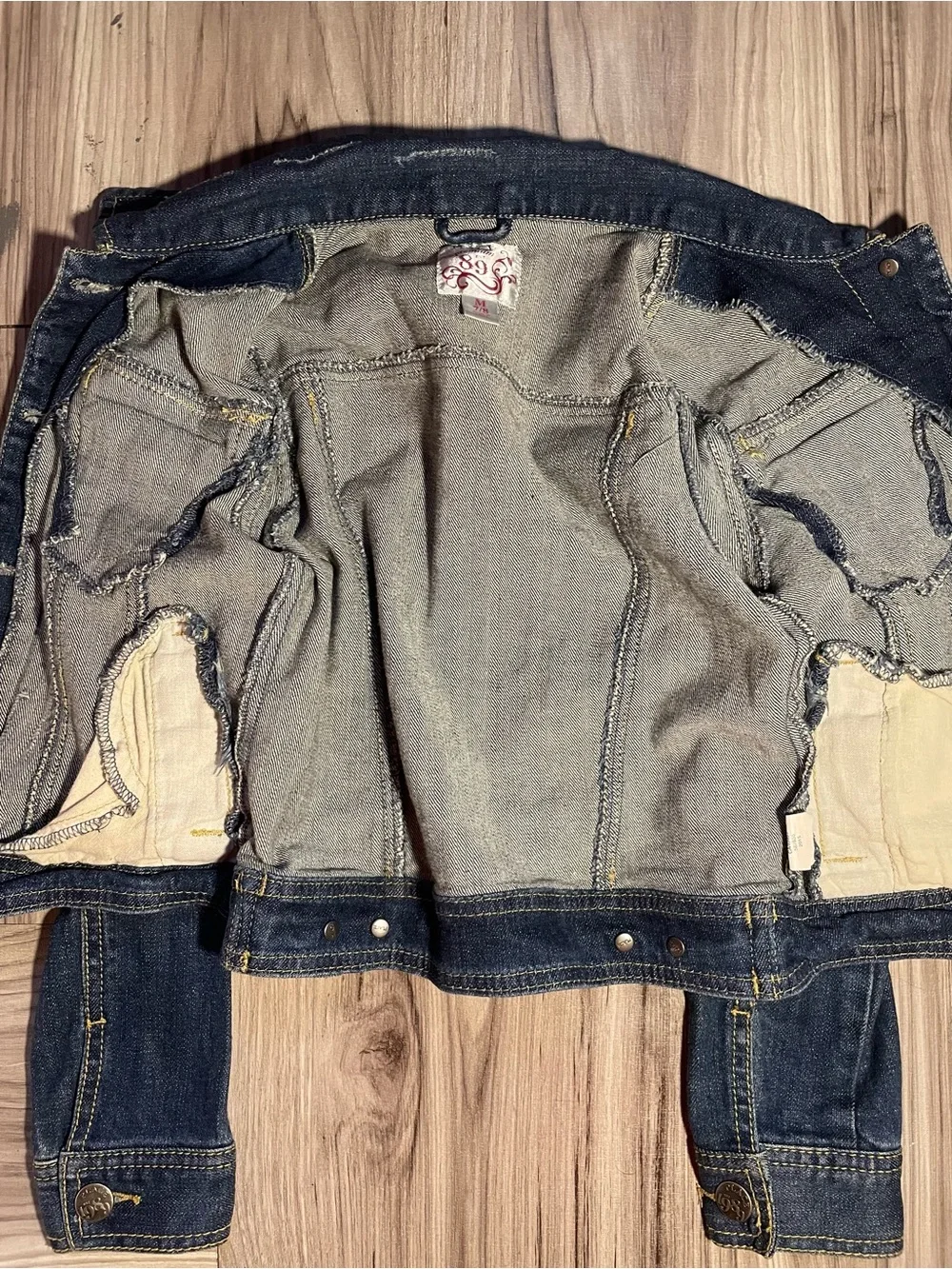 The Children’s Place Girls Distressed Denim Jacket Studded Pockets M 7/8